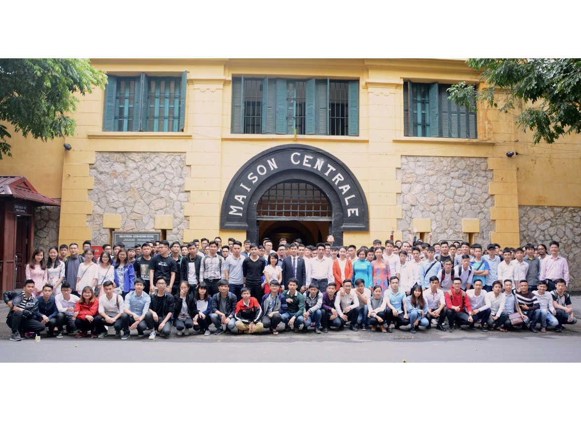 Ngày tìm về ký ức